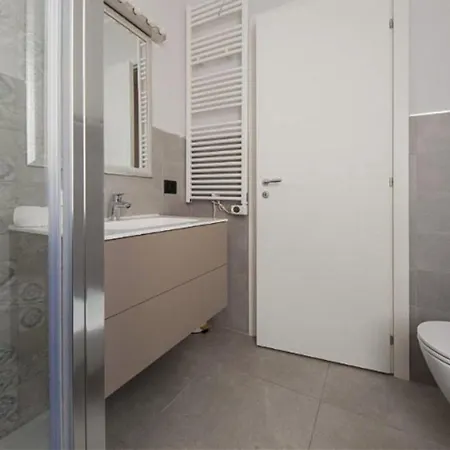 Apartment Dante House By Holiday 24 Genoa