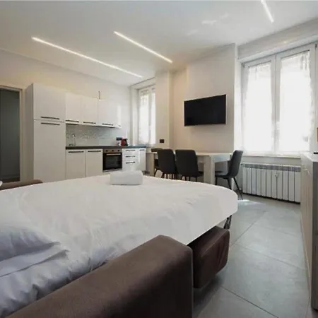 Apartment Dante House By Holiday 24 *